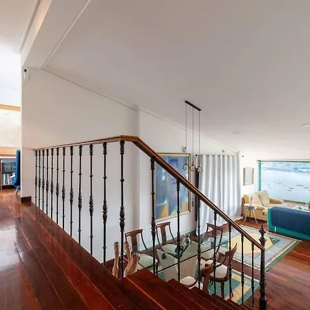 Al Mar Vista Panoramica A La Ria De