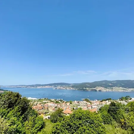 Al Mar Vista Panoramica A La Ria De בקתה ויגו