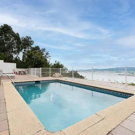 Al Mar Vista Panoramica A La Ria De *