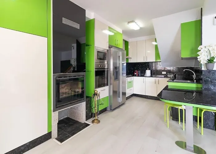 Al Mar Vista Panoramica A La Ria De