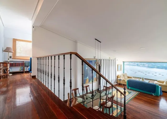 Al Mar Vista Panoramica A La Ria De